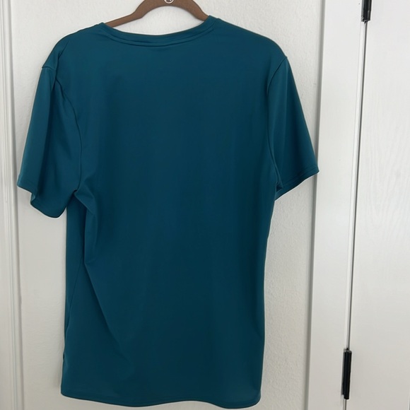 Mens Gymshark Workout Shirt in XL - Picture 2 of 5